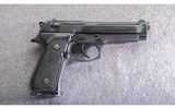 Beretta ~ 92FS ~ 9mm Luger - 1 of 2