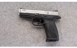 Smith & Wesson ~ M&P 40 ~ .40 S&W - 2 of 2