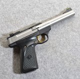 Browning Buckmark .22 Long Rifle Semiautomatic Pistol - 1 of 2