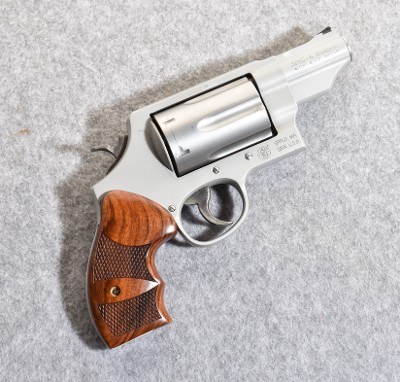 Smith & Wesson Governor