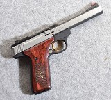 Browning Buckmark .22 Long Rifle Semiautomatic Pistol - 1 of 2