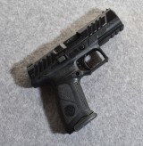 Beretta APX 9mm Parabellum Semiautomatic Pistol