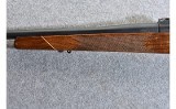 Weatherby Vanguard .240 Weatherby Magnum Bolt Action Rifle - 6 of 10