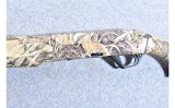 Benelli Super Black Eagle 2 12 Gauge Semi-Auto Shotgun - 7 of 9