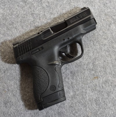 Smith & Wesson M&P Shield