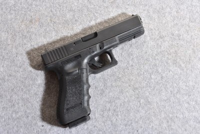 Glock 22 .40 Smith & Wesson Semiautomatic Pistol