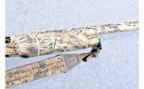 Benelli Super Black Eagle 2 12 Gauge Semi-Auto Shotgun - 4 of 9
