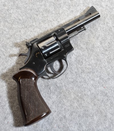 Burgo HWST .32 S&W Revolver