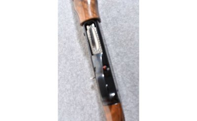 WINCHESTER SUPER-X MODEL 1 12 GAUGE SEMIAUTOMATIC SHOTGUN - Image 7 of 10
