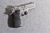 Smith & Wesson 5906 9MM Luger Semi-Auto Pistol - 1 of 2