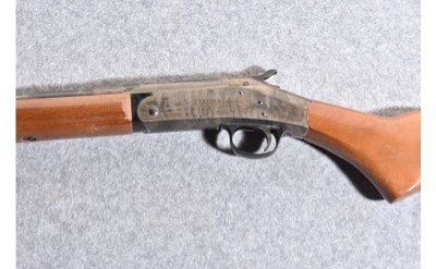 Harrington & Richardson Topper Jr. 490 20 Single Shot Break Action Shotgun - Image 8 of 10
