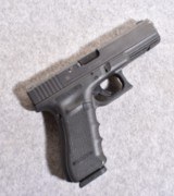 Glock 22 Gen 4 .40 S&W Semi-Auto Pistol - Image 1 of 2