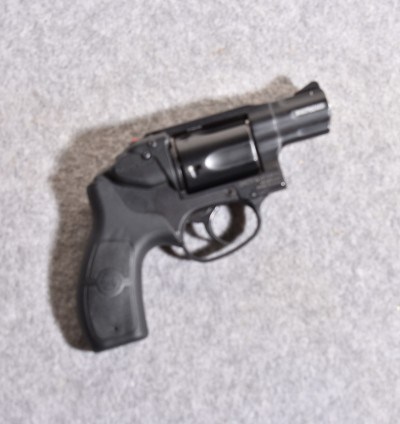 Smith & Wesson BG38 38 SPL+P Revolver - Image 1 of 2