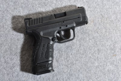 Springfield XD 40 Mod.2 .40 Smith & Wesson Semiautomatic Pistol - Image 1 of 2