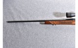Weatherby .300 Weatherby Magnum Bolt Action Rifle - 6 of 9