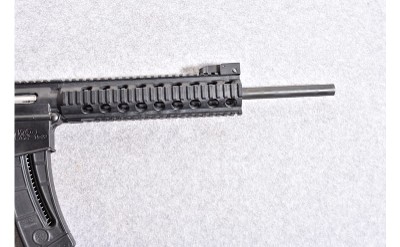 Smith & Wesson M&P15-22 .22 Long Rifle Semiautomatic Rifle - Image 4 of 10