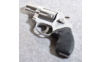 Smith & Wesson 637-2 .38 SPL+P Revolver - Image 2 of 2