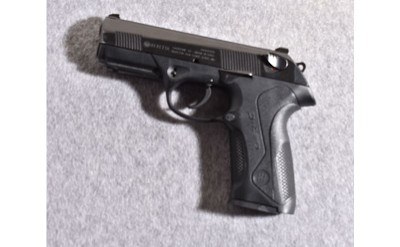 Beretta PX4 Storm .40 Smith & Wesson Semiautomatic Pistol - Image 2 of 2