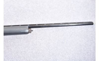 Remington 1100 Competition 12 Gauge Semiautomatic Shotgun - Image 4 of 10