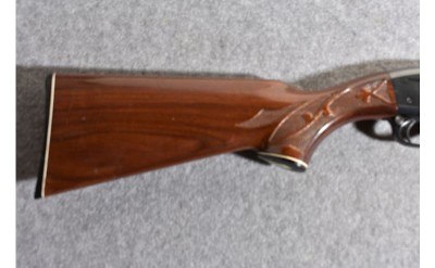 Remington 1100 12 Gauge Semiautomatic Shotgun - Image 2 of 10