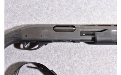 Remington 870 12 Gauge Pump Action Shotgun - Image 3 of 10