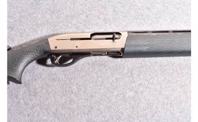 Remington 1100 Competition 12 Gauge Semiautomatic Shotgun - Image 3 of 10
