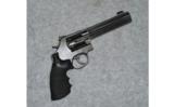 Smith & Wesson Model 686-6.357 Magnum - 1 of 2