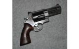 Smith & Wesson Model 500
.500 S&W MAG - 1 of 2
