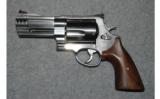 Smith & Wesson Model 500
.500 S&W MAG - 2 of 2