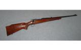 Winchester Model 70 Pre 64
.270 WCF - 1 of 8