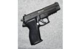 Sig Sauer P226.40 S&W - 1 of 2
