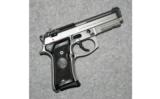 Beretta 92FS Compact Stainless 9MM PARA - 1 of 2