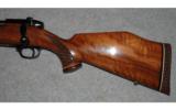 Weatherby Mark V Left Hand Deluxe 378 WBY MAG - 7 of 8