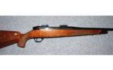 Weatherby Mark V Left Hand
7MM WBY MAG - 2 of 8