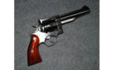 Ruger Redhawk
44 Magnum - 1 of 2