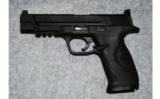 Smith & Wesson ~ M&P 40L ~ .40 S&W - 2 of 2