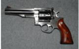 Ruger Redhawk
.44 Magnum - 2 of 2
