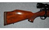 Weatherby Mark V .240 WBY MAG - 5 of 9