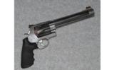 Smith & Wesson model 500 500 S+W MAG - 1 of 2