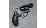 Smith & Wesson Model 360J
.38 SPL +P - 1 of 2