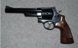 Smith & Wesson Model 29-1044 MAGNUM - 2 of 3