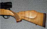 Weatherby Mark V .300 WBY MAG - 7 of 9