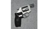 Smith & Wesson ~ 637-2 ~ 38 SPL + P - 1 of 2