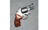 Smith & Wesson ~ 627-5 PC ~ 357 MAG - 1 of 2