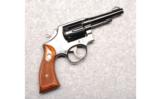 Smith & Wesson ~ Model 10-5 ~ 38 S&W spl - 1 of 2