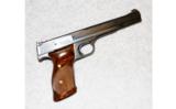Smith & Wesson ~ Model 46 ~ 22 LONG RIFLE - 1 of 2