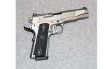 Smith & Wesson ~ SW1911 ~ .45 Auto - 1 of 2