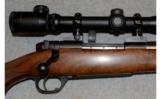 Weatherby ~ Mark V Deluxe ~ .240 Wby Mag - 3 of 9