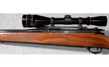 Weatherby ~ Mark V Deluxe ~ .240 Weatherby Magnum - 8 of 10