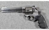 Smith & Wesson ~ 629-5 ~ .44 Magnum - 2 of 4